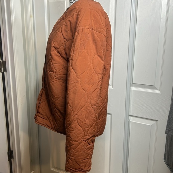 Double Zero Quilted Jacket in Rust - Picture 3 of 7